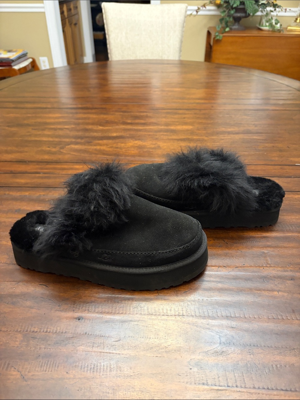 UGG Black Slippers Woman US 11 ACS